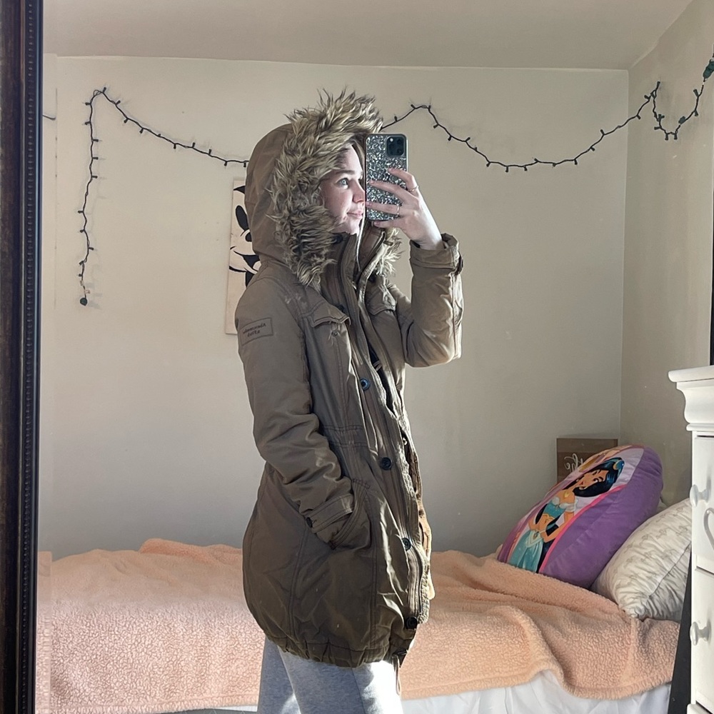 Abercrombie & Fitch Womens Winter Coar